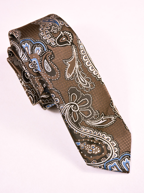 Kolorowy krawat paisley 